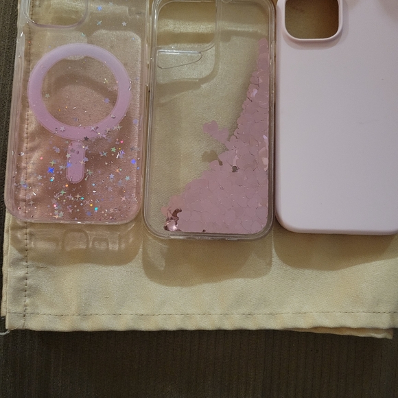 ***Additional Pics of Cases for Iphone 15 Bundle**** - Picture 4 of 5